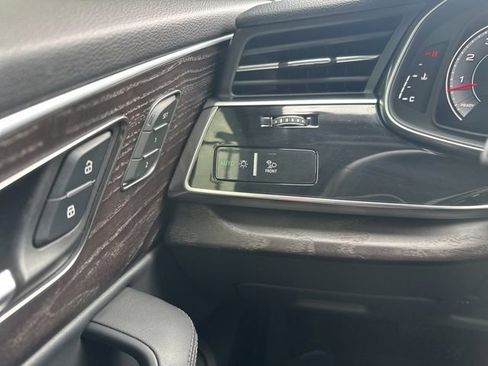 Used 2023 Audi Q7 3.0T Prestige AWD/4WD image 24