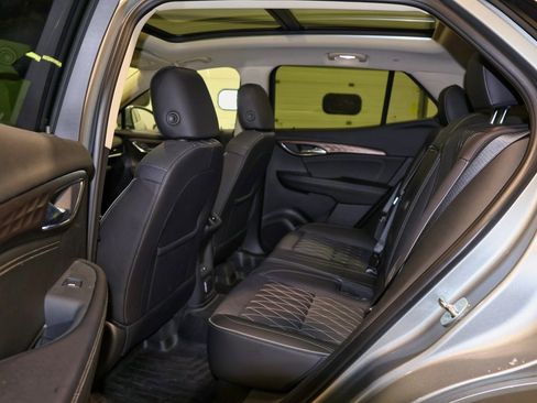 Certified 2023 Buick Envision Avenir image 11