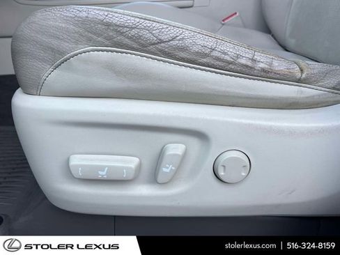 Used 2017 Lexus GX 460 image 22