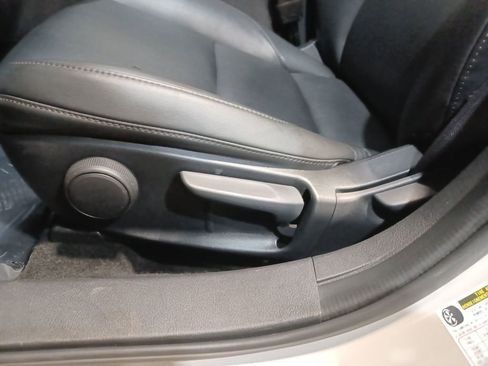 Used 2023 MAZDA MAZDA3 s image 14