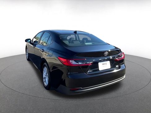 Used 2025 Toyota Camry LE image 11