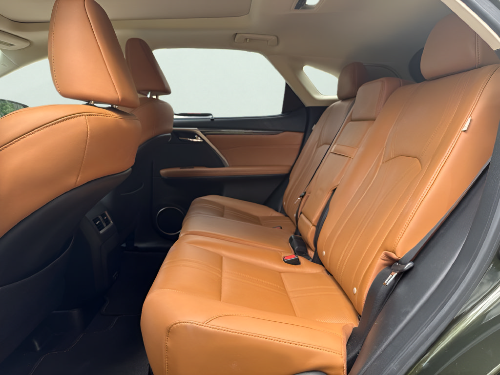 Used 2022 Lexus RX 450h AWD w/ Luxury Package image 31