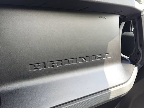 Used 2022 Ford Bronco 2-Door AWD/4WD image 24