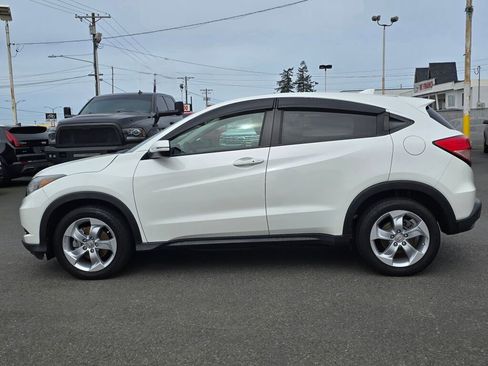 Used 2016 Honda HR-V EX image 9