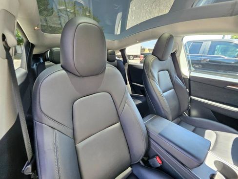 Used 2023 Tesla Model Y Long Range AWD/4WD image 59