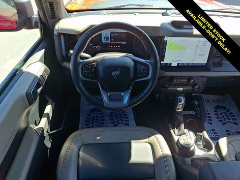 Used 2022 Ford Bronco Wildtrak AWD/4WD image 12