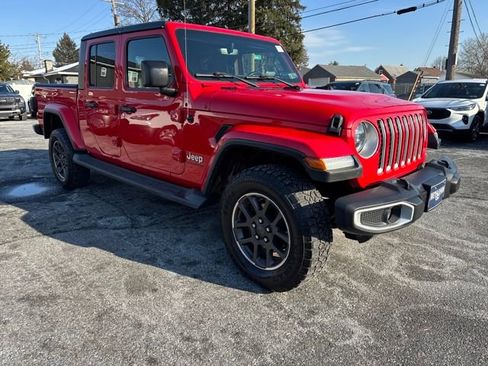 Used 2020 Jeep Gladiator Overland image 7