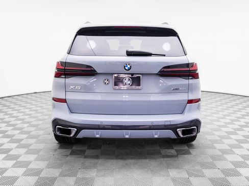 Certified 2024 BMW X5 xDrive40i w/ M Sport Package image 4