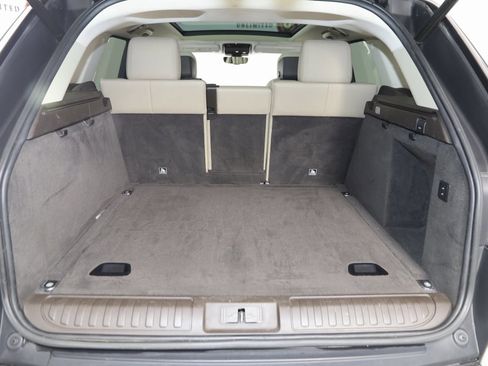 Used 2020 Land Rover Range Rover Sport SE image 50