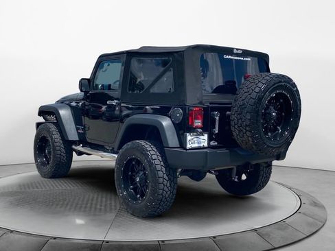 Used 2015 Jeep Wrangler Rubicon w/ Power Convenience Group AWD/4WD image 3