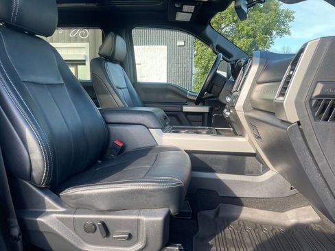 Used 2022 Ford F250 Lariat w/ Tremor Off-Road Package image 33