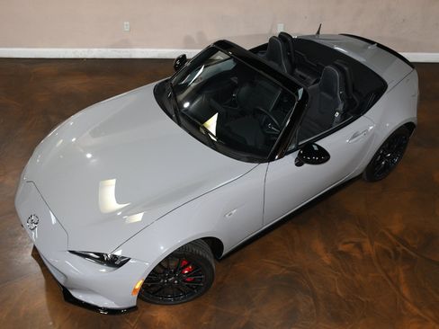Used 2025 MAZDA MX-5 Miata Club w/ Brembo/BBS Recaro Package RWD image 74