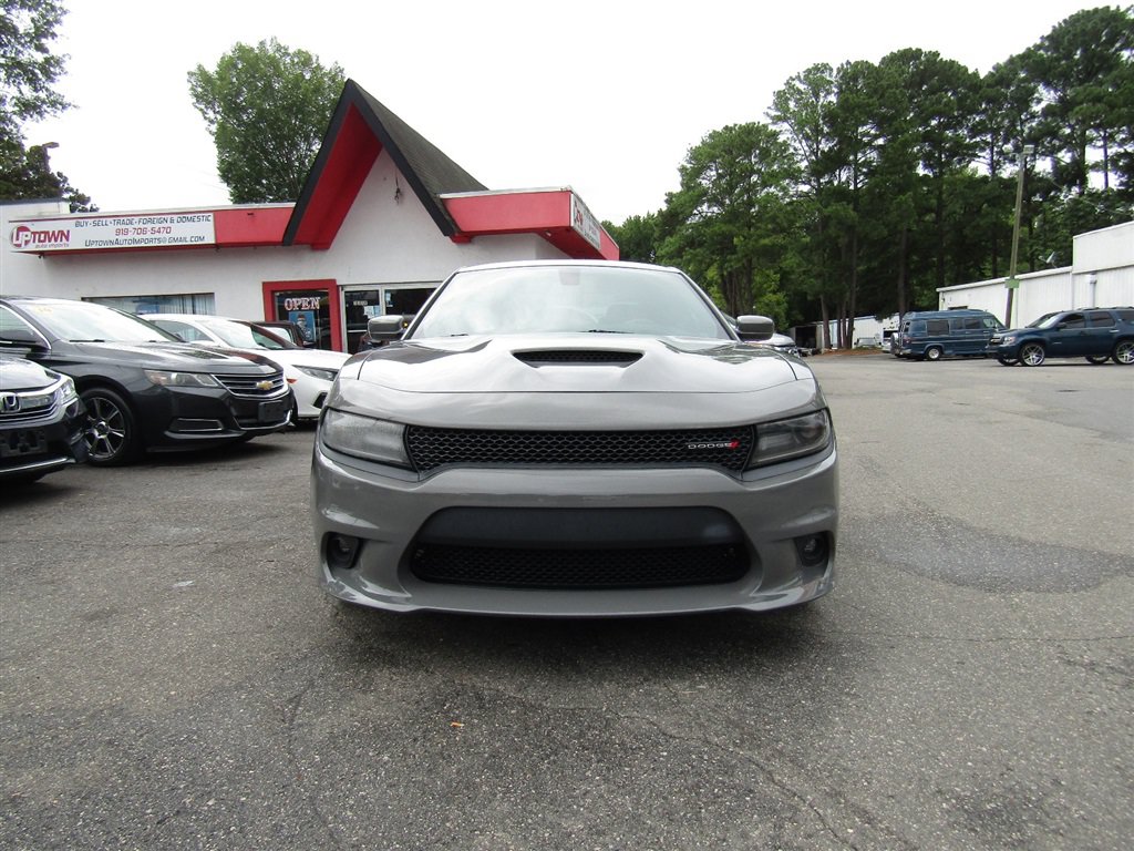 Used 2019 Dodge Charger GT RWD image 3