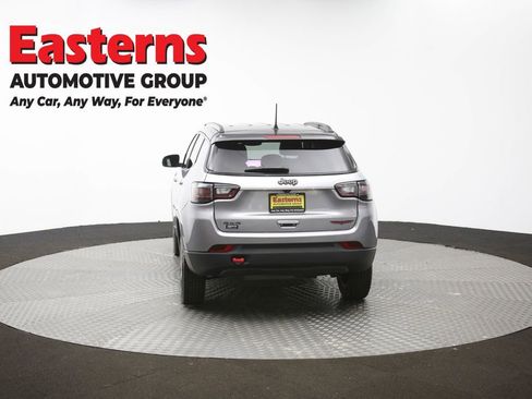 Used 2022 Jeep Compass Trailhawk w/ Trailhawk Elite Group AWD/4WD image 40