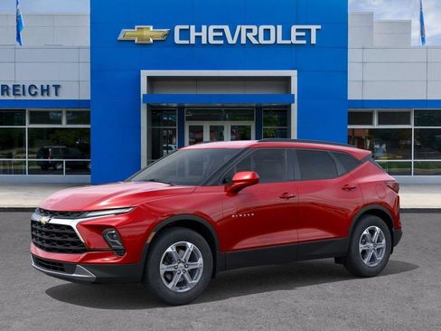 New 2026 Chevrolet Blazer LT w/ Convenience Package FWD image 2