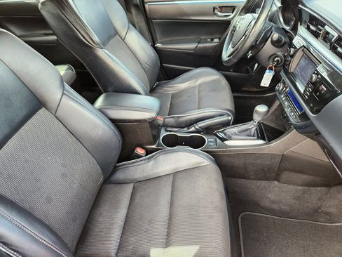 Used 2015 Toyota Corolla S FWD image 17
