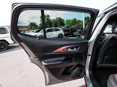 Used 2024 Chevrolet Equinox EV RS AWD/4WD image 12