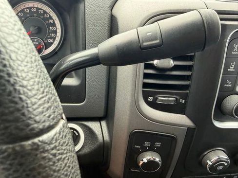 Used 2016 RAM 2500 Tradesman w/ Chrome Appearance Group AWD/4WD image 21