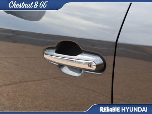 Used 2023 Toyota RAV4 Limited AWD/4WD image 20