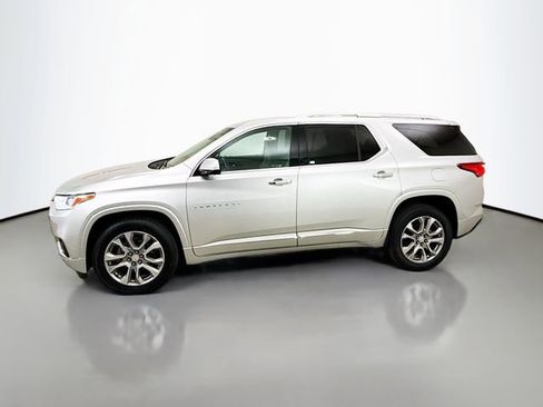 Used 2020 Chevrolet Traverse Premier image 4