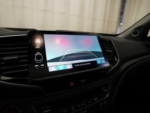 Used 2025 Honda Ridgeline RTL image 19