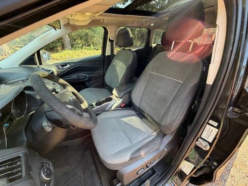 Used 2015 Ford Escape SE FWD image 10