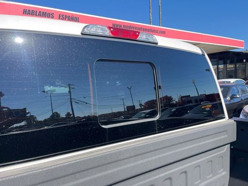 Used 2019 Ford F150 Lariat image 10