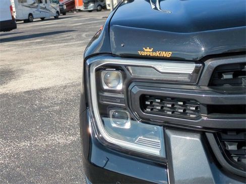 Used 2024 Ford Ranger Lariat w/ Trailer Tow Package image 10