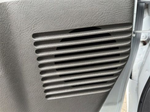 Used 2024 GMC Savana 2500 w/ Driver Convenience Package image 11