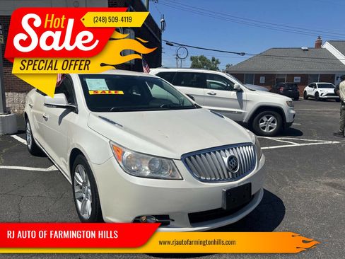 Used 2011 Buick LaCrosse CXL FWD image 1