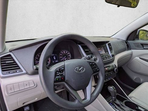 Used 2016 Hyundai Tucson SE FWD image 10
