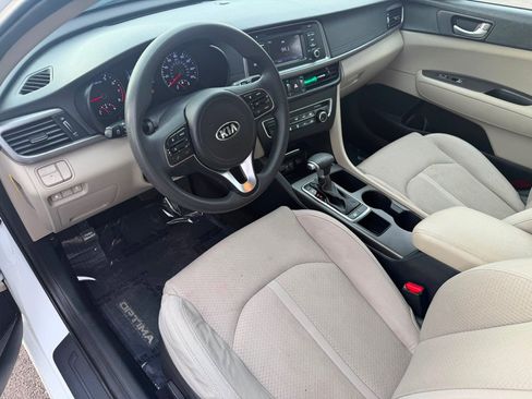 Used 2016 Kia Optima LX w/ LX Convenience Package FWD image 12