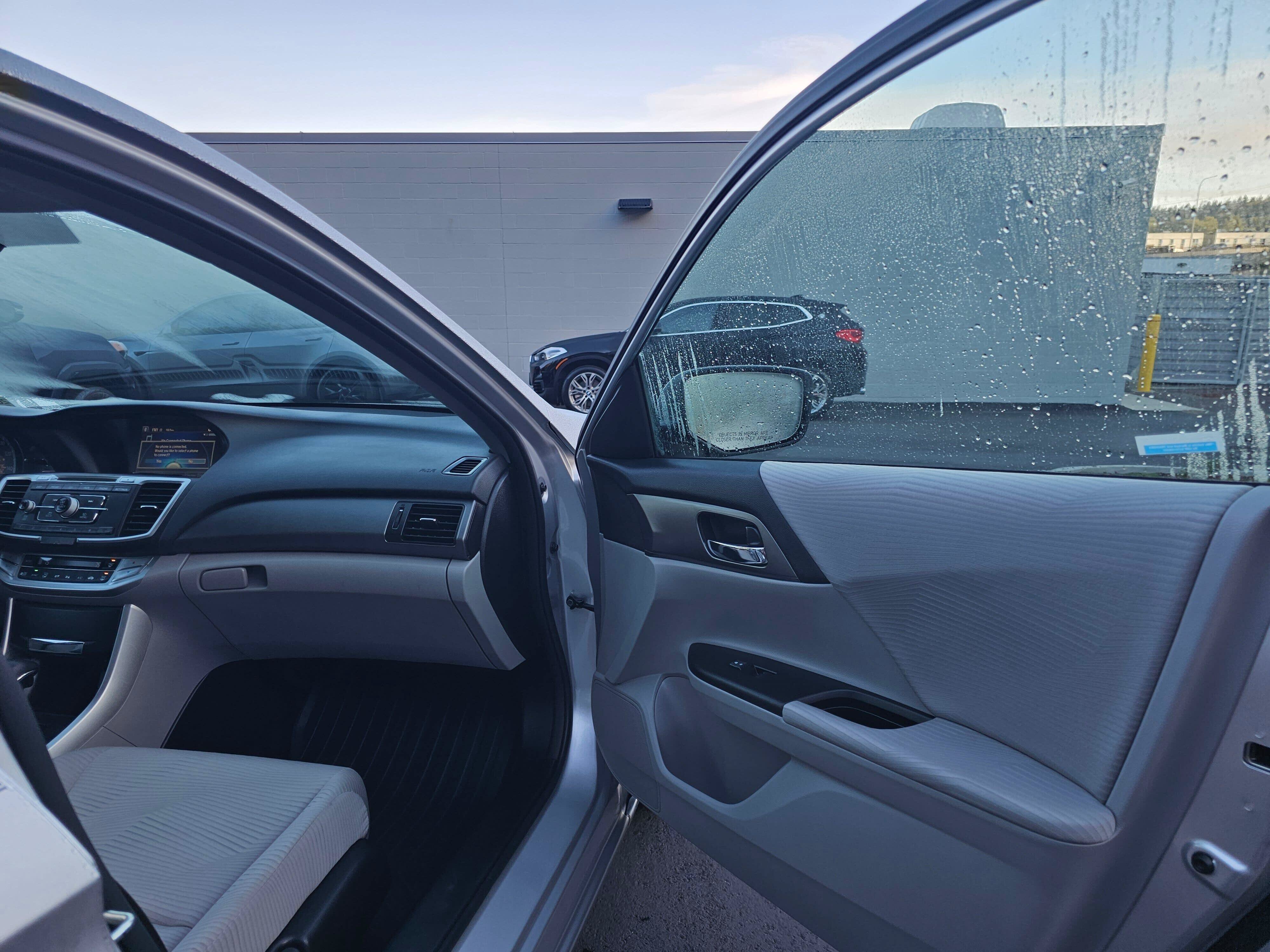 Used 2015 Honda Accord LX image 12