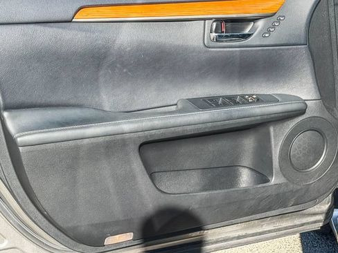 Used 2015 Lexus ES 300h w/ Navigation System Package FWD image 24