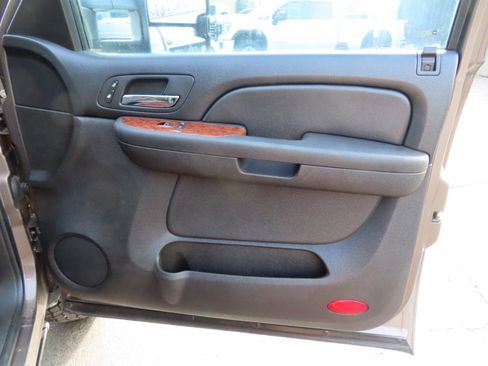 Used 2008 Chevrolet Silverado 2500 LTZ w/ Safety Package image 47