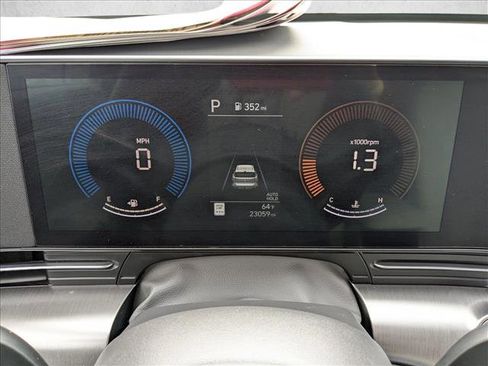 Used 2025 Hyundai Kona SEL image 11