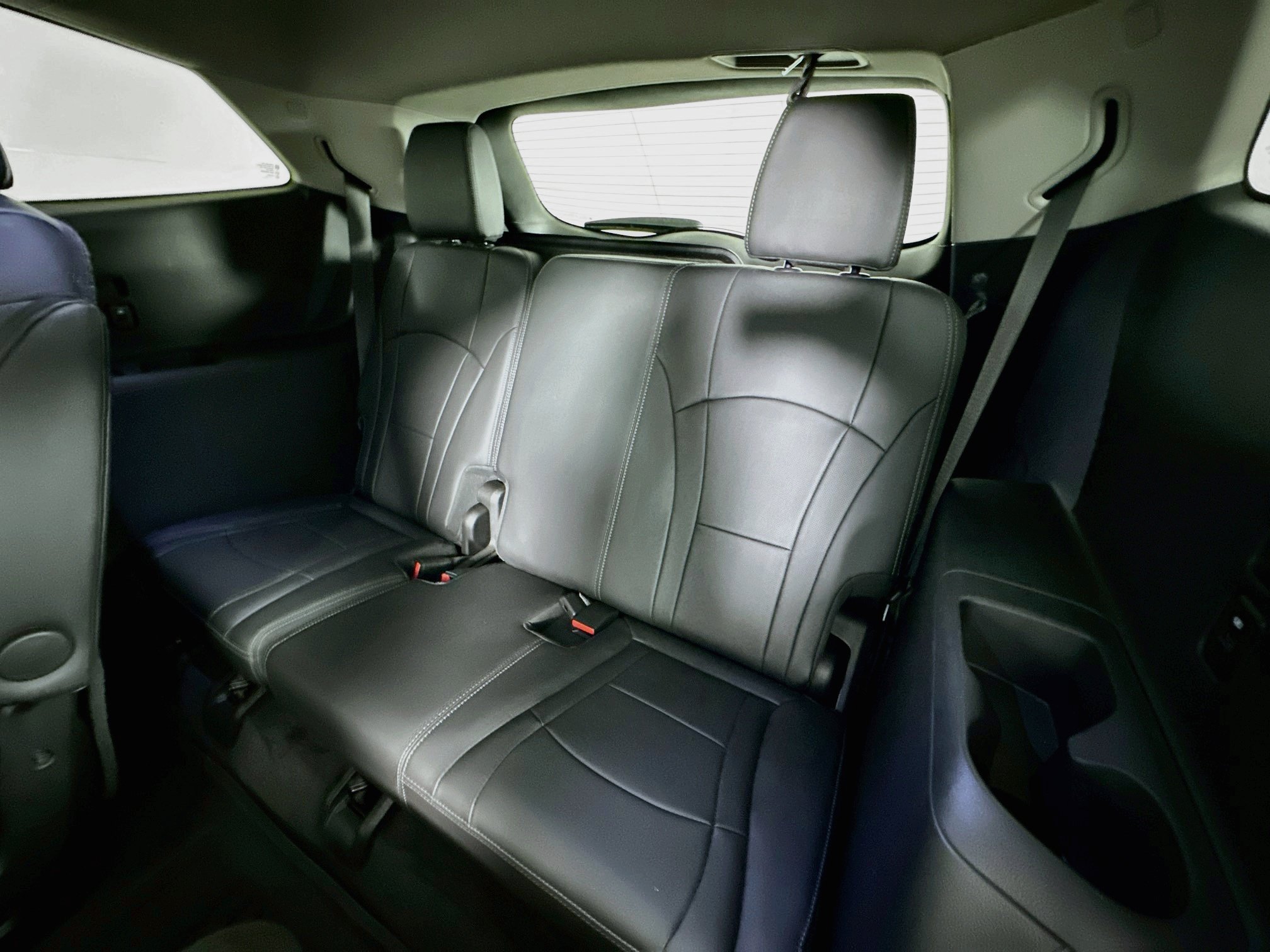 Used 2021 Buick Enclave Avenir w/ Avenir Technology Package FWD image 36