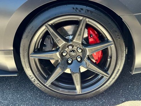 Used 2022 Ford Mustang Shelby GT500 w/ Carbon Fiber Track Pack RWD image 21