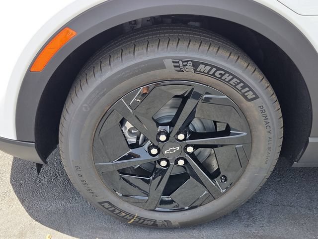 New 2026 Chevrolet Equinox EV LT w/ Midnight Package FWD image 5