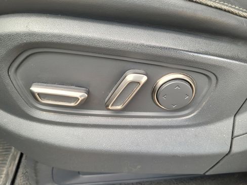 Used 2022 Rivian R1T Adventure image 22