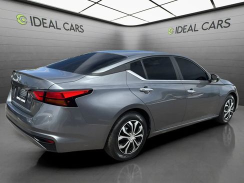 Used 2022 Nissan Altima 2.5 S FWD image 6
