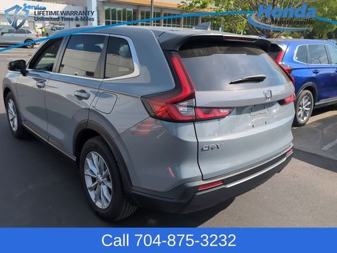 Used 2025 Honda CR-V EX image 5