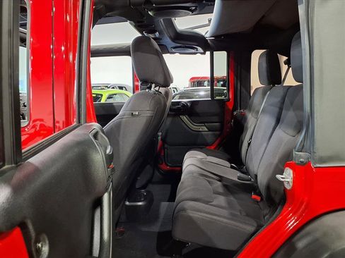 Used 2014 Jeep Wrangler Unlimited Sport w/ Quick Order Package 23S image 17