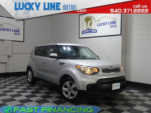 Used 2018 Kia Soul w/ Convenience Package FWD image 1