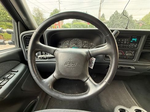 Used 2002 Chevrolet Silverado 2500 LS w/ Electrical Convenience Pkg RWD image 19