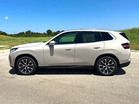 New 2026 BMW X3 xDrive30i w/ Premium Package AWD/4WD image 5