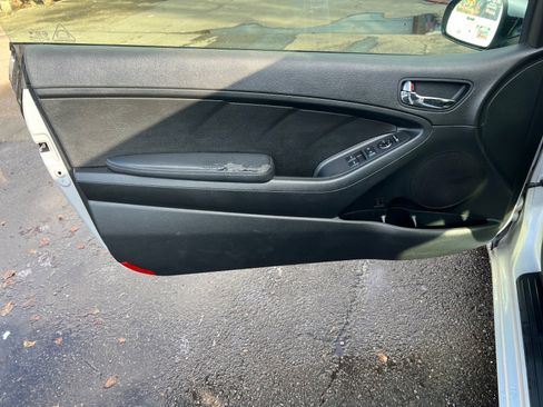 Used 2015 Kia Forte Koup EX w/ EX Premium Package image 19