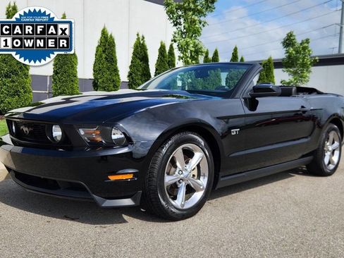 Used 2010 Ford Mustang GT Premium RWD image 1