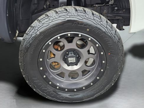 Used 2015 Nissan Titan PRO-4X image 28