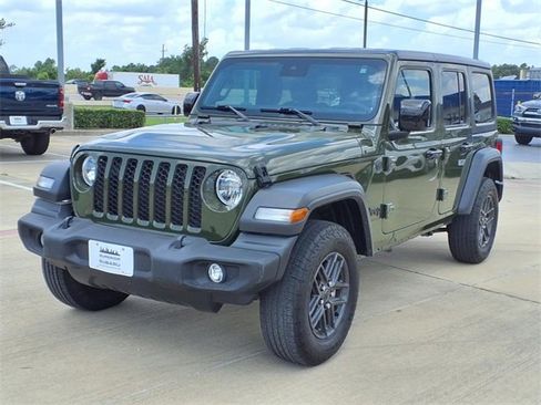 Used 2024 Jeep Wrangler Sport S image 2